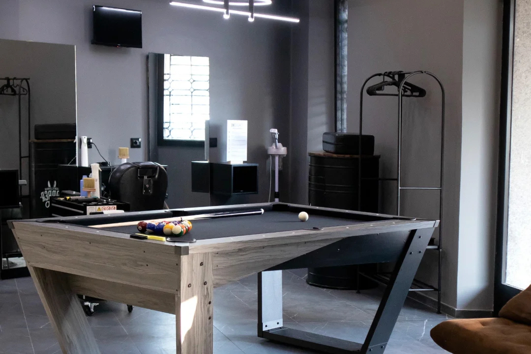 Interni del salone Marshall Club